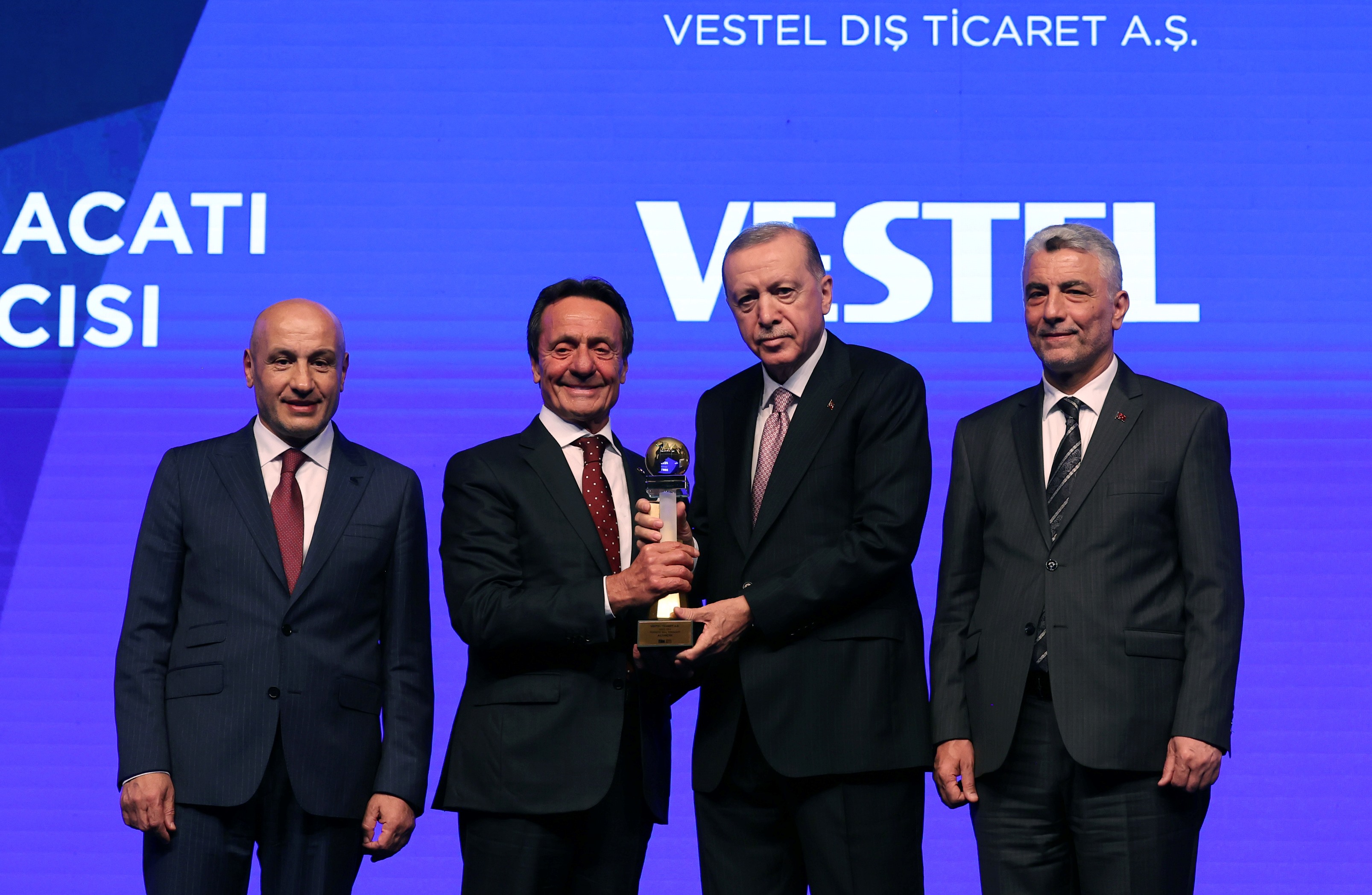  Vestel 26 yıldır Elektrik-Elektronik sektörünün  ihracat şampiyonu 